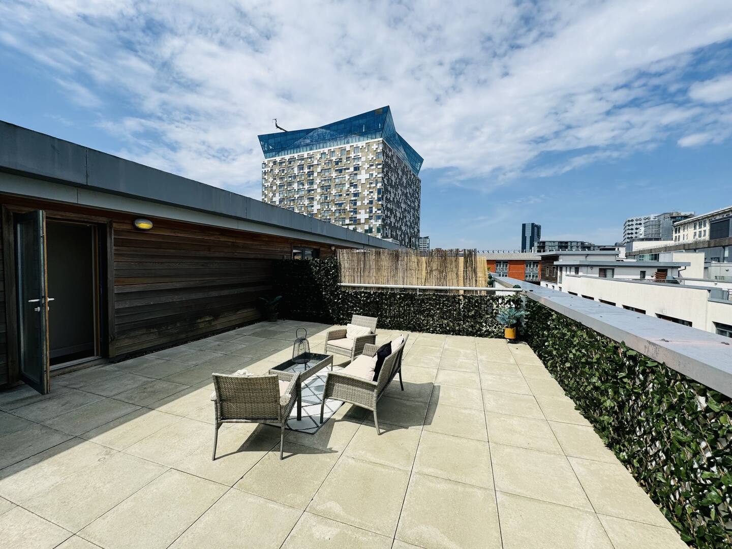 37f24563 fbb0 4b9e 95bb 08261dec3c35.jpg