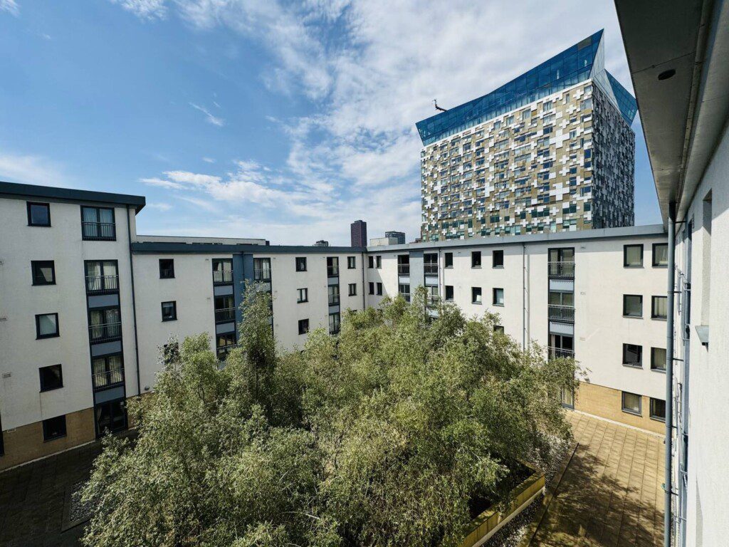 940e31ce 4b9e 4cf5 9c88 c9560e81854e.jpg