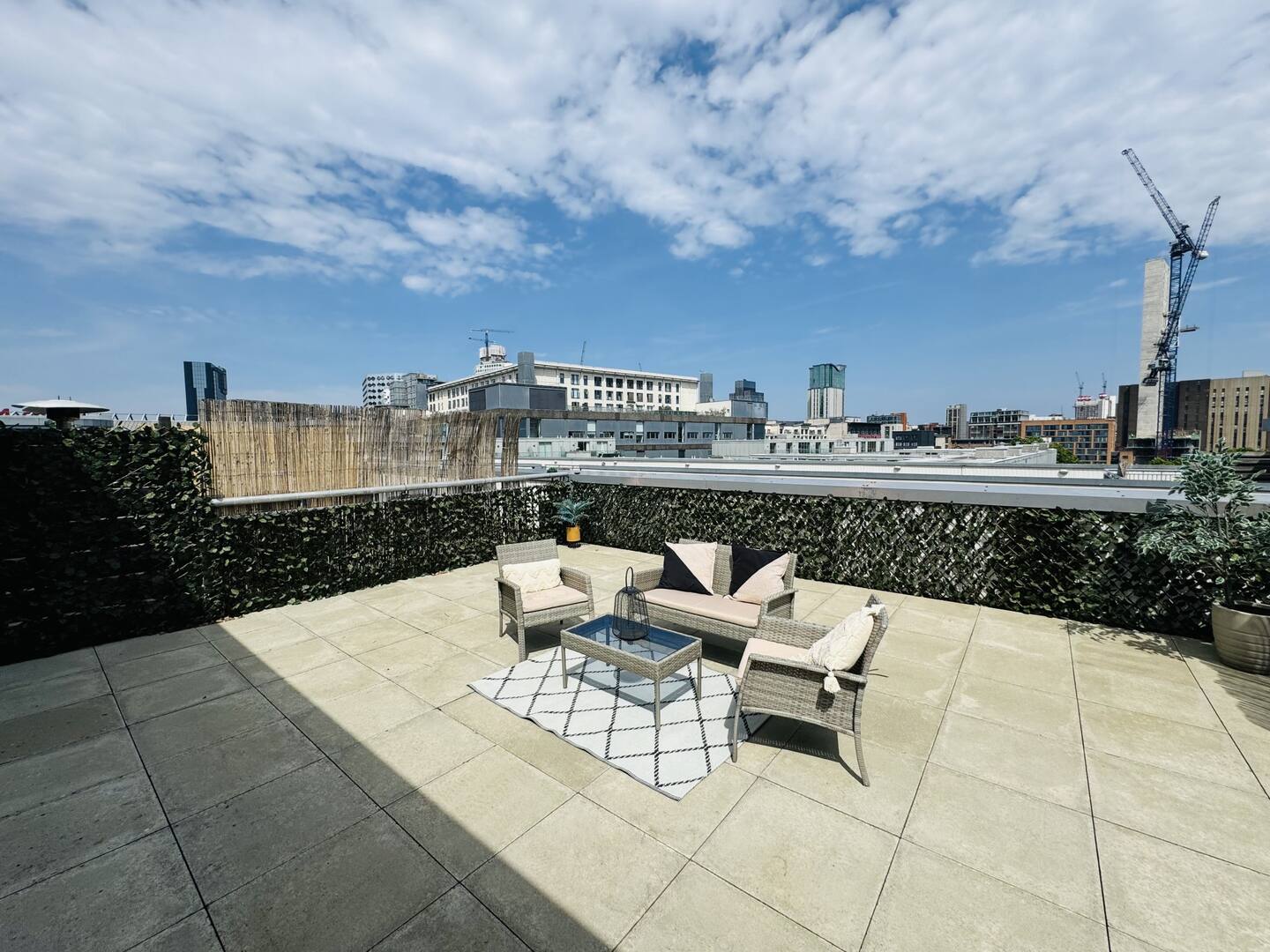 366f9f1f ae00 4d9c 8b21 701d8433dbbb.jpg